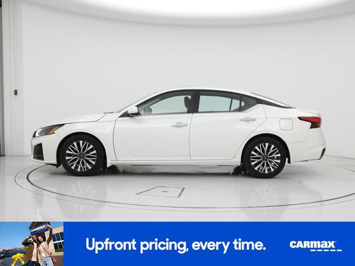 2023 Nissan Altima SV