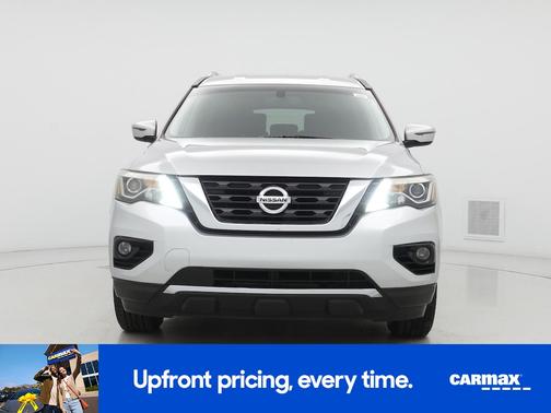 2017 Nissan Pathfinder SV