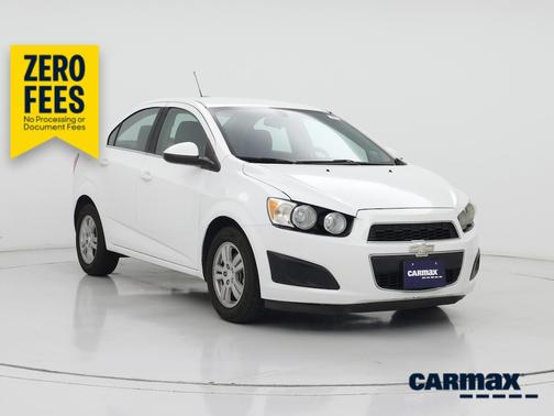 White 2016 Chevrolet Sonic LT