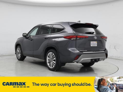 2022 Toyota Highlander Platinum