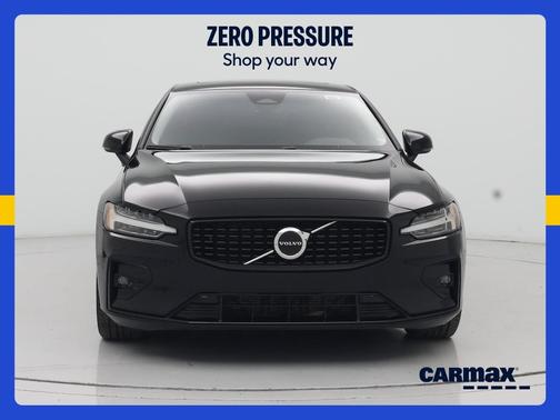 Black 2023 Volvo S60 B5 Core Dark Theme