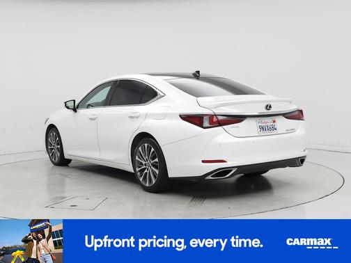 Pearl 2021 Lexus ES 350