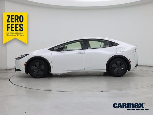 White 2024 Toyota Prius LE
