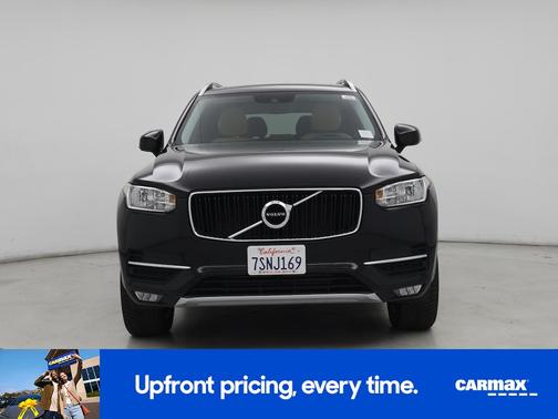 2016 Volvo XC90 T6 Momentum