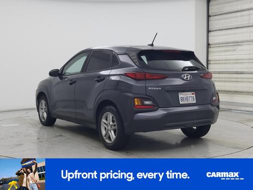 Gray 2019 Hyundai KONA SE