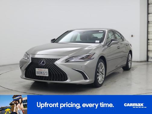 2021 Lexus ES 300h Luxury