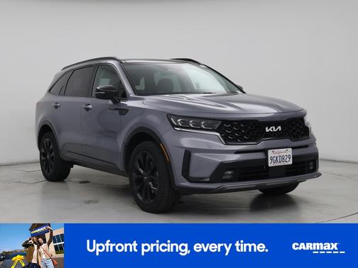 Silver 2023 Kia Sorento SX
