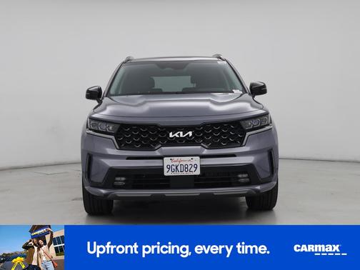 Silver 2023 Kia Sorento SX