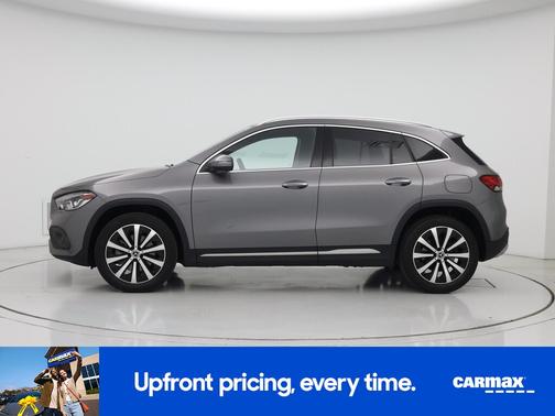 Gray 2022 Mercedes-Benz GLA 250
