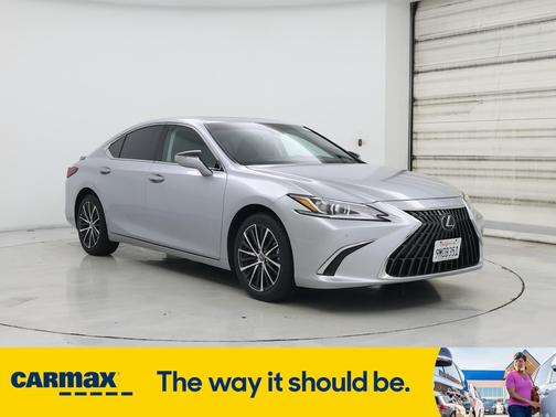 2024 Lexus ES 300h