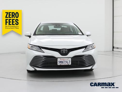 White 2020 Toyota Camry XLE