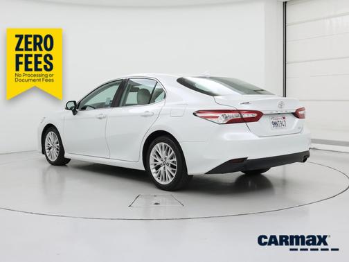White 2020 Toyota Camry XLE