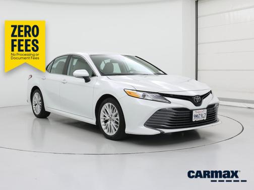 White 2020 Toyota Camry XLE