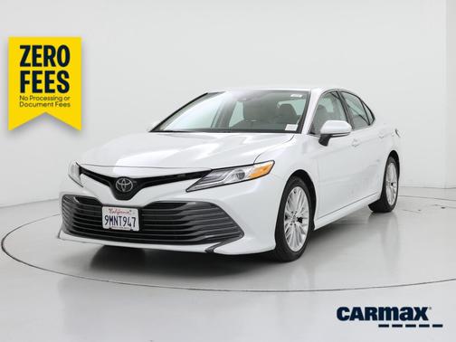 White 2020 Toyota Camry XLE