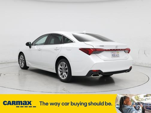 2019 Toyota Avalon XLE