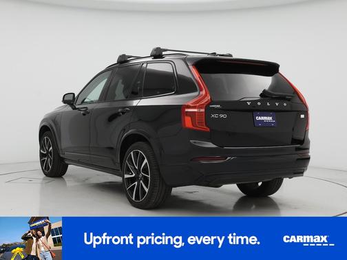 2023 Volvo XC90 Recharge Plug-In Hybrid T8 Plus Dark Theme