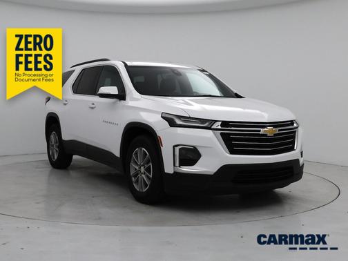 White 2023 Chevrolet Traverse LT Leather