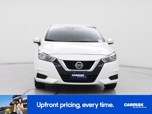 2022 Nissan Versa SV