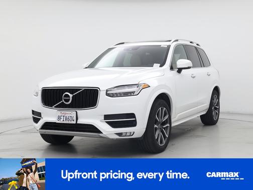 White 2019 Volvo XC90 T6 Momentum