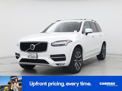 White 2019 Volvo XC90 T6 Momentum