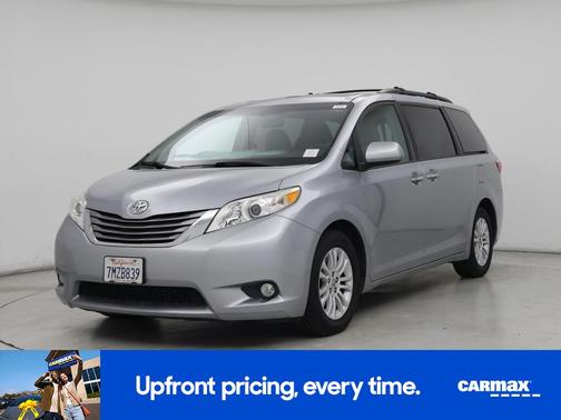 Gray 2015 Toyota Sienna XLE