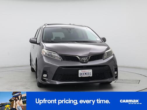 2019 Toyota Sienna SE