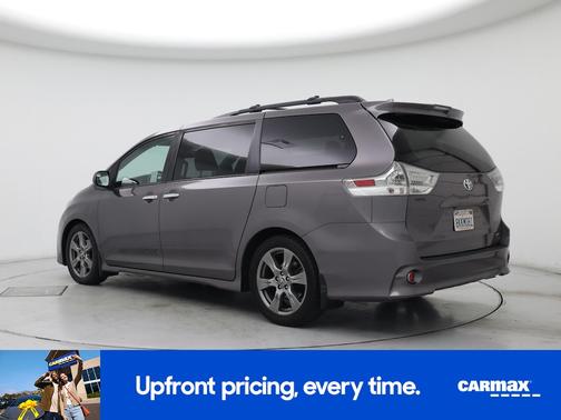 2019 Toyota Sienna SE