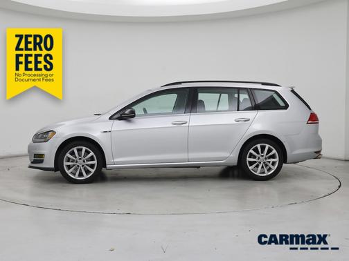 Silver 2016 Volkswagen Golf SE