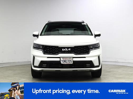 White 2023 Kia Sorento Hybrid SX Prestige