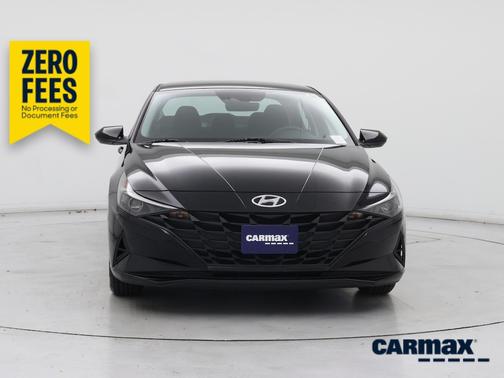 Black 2023 Hyundai ELANTRA SE