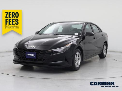 Black 2023 Hyundai ELANTRA SE