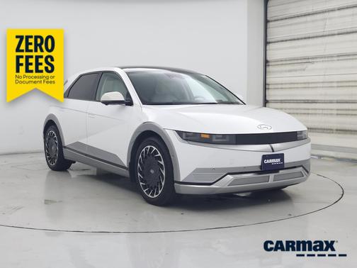 White 2023 Hyundai IONIQ 5 Limited