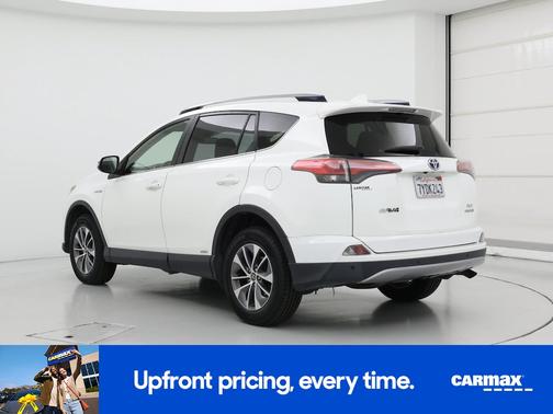 2017 Toyota RAV4 Hybrid XLE