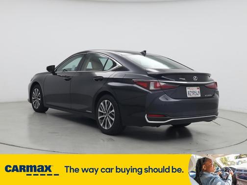 2022 Lexus ES 300h