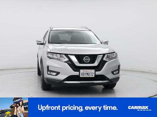 Gray 2018 Nissan Rogue SL