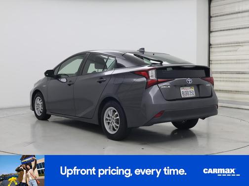 2021 Toyota Prius LE