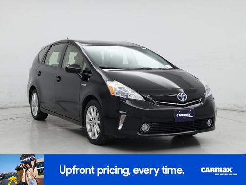 2013 Toyota Prius v Five