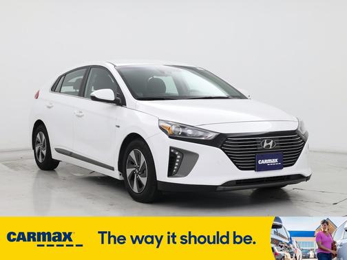 2017 Hyundai IONIQ Hybrid SEL