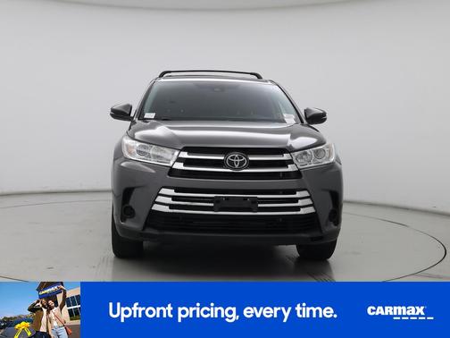 Gray 2019 Toyota Highlander LE