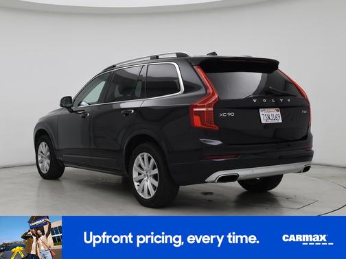 2016 Volvo XC90 T6 Momentum