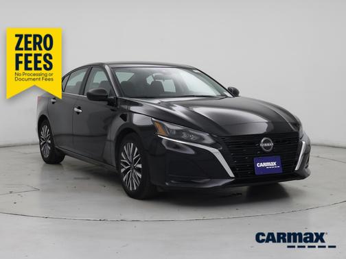 Black 2025 Nissan Altima S