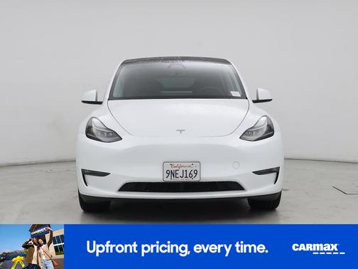 White 2024 Tesla Model Y Long Range