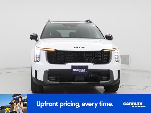 White 2025 Kia Sorento X-Line SX