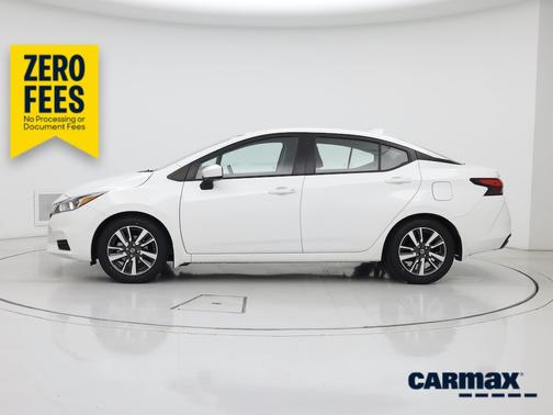 White 2022 Nissan Versa SV