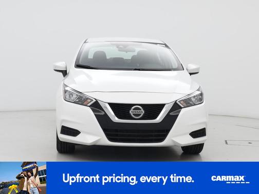 White 2022 Nissan Versa SV