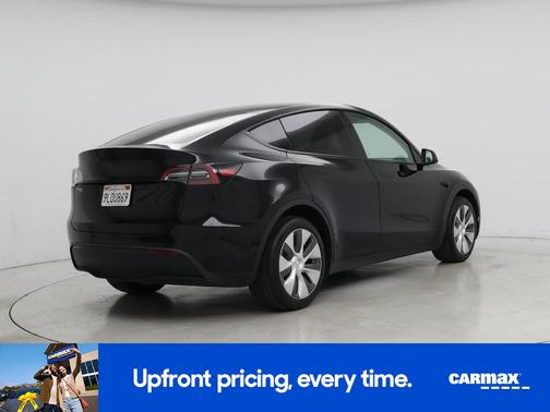 Black 2024 Tesla Model Y Long Range
