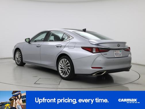Silver 2023 Lexus ES 350 Luxury