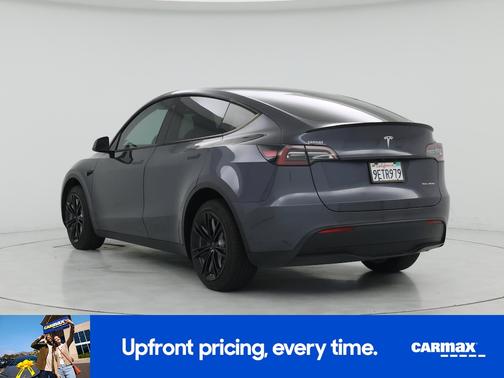 Gray 2023 Tesla Model Y Long Range