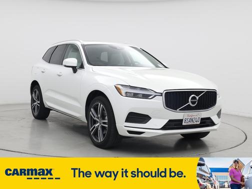 2020 Volvo XC60 T5 Momentum