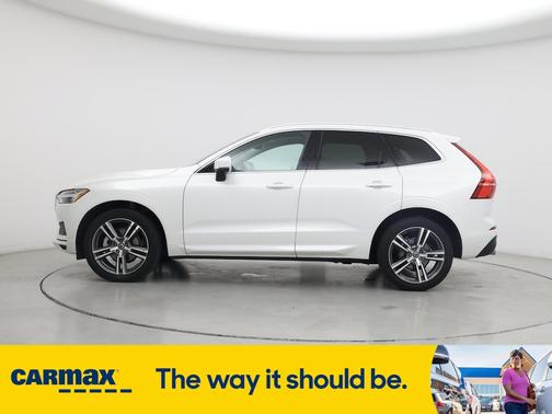 2020 Volvo XC60 T5 Momentum